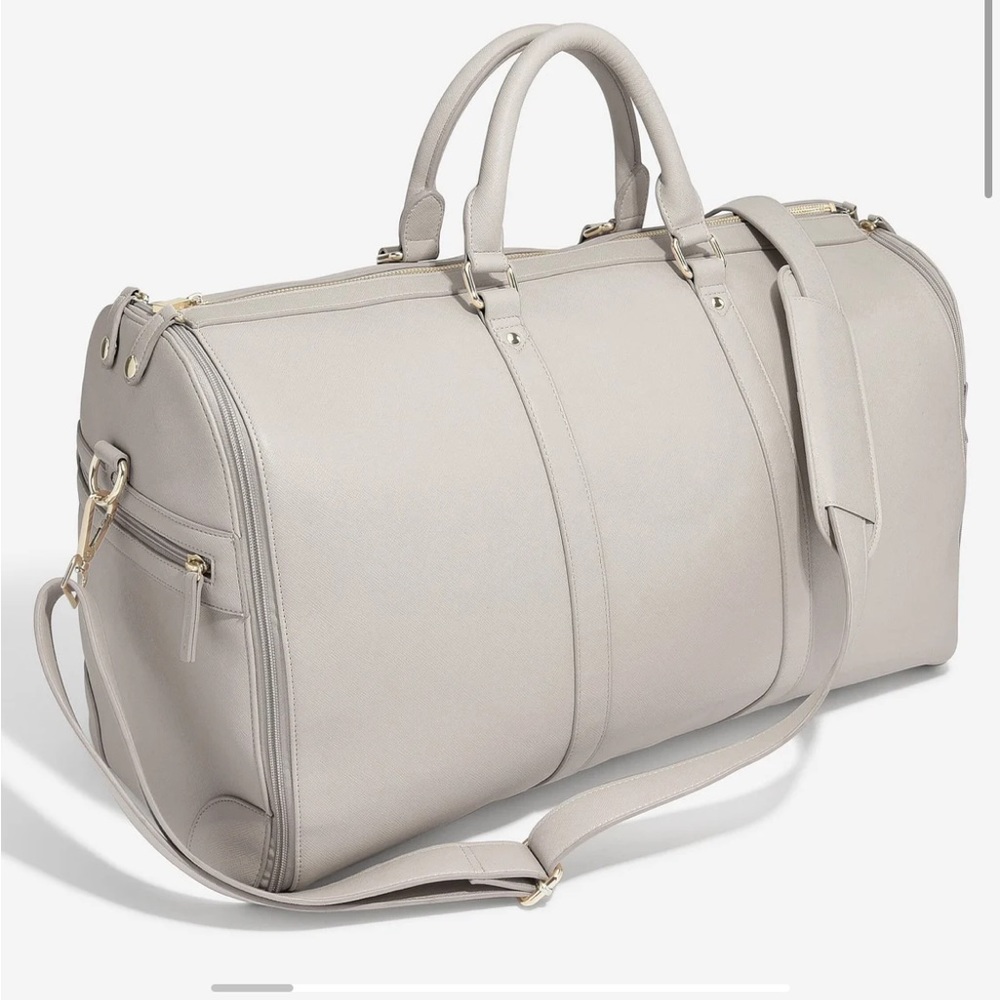 Stackers weekender bag with garment hook in taupe